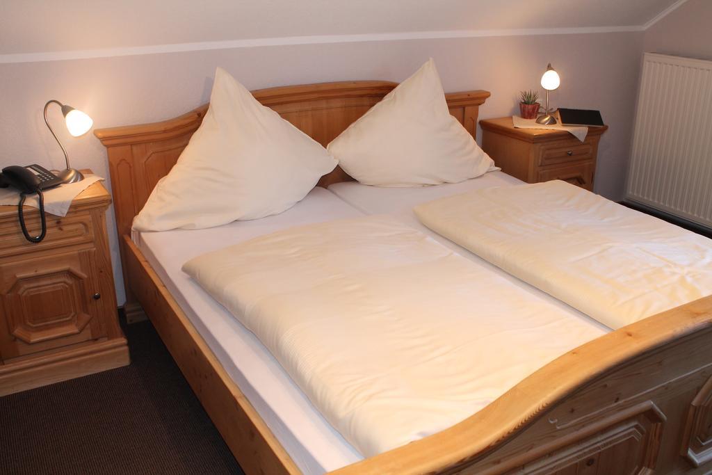 Landhaus Hotel Goeke Hövelhof Pokoj fotografie
